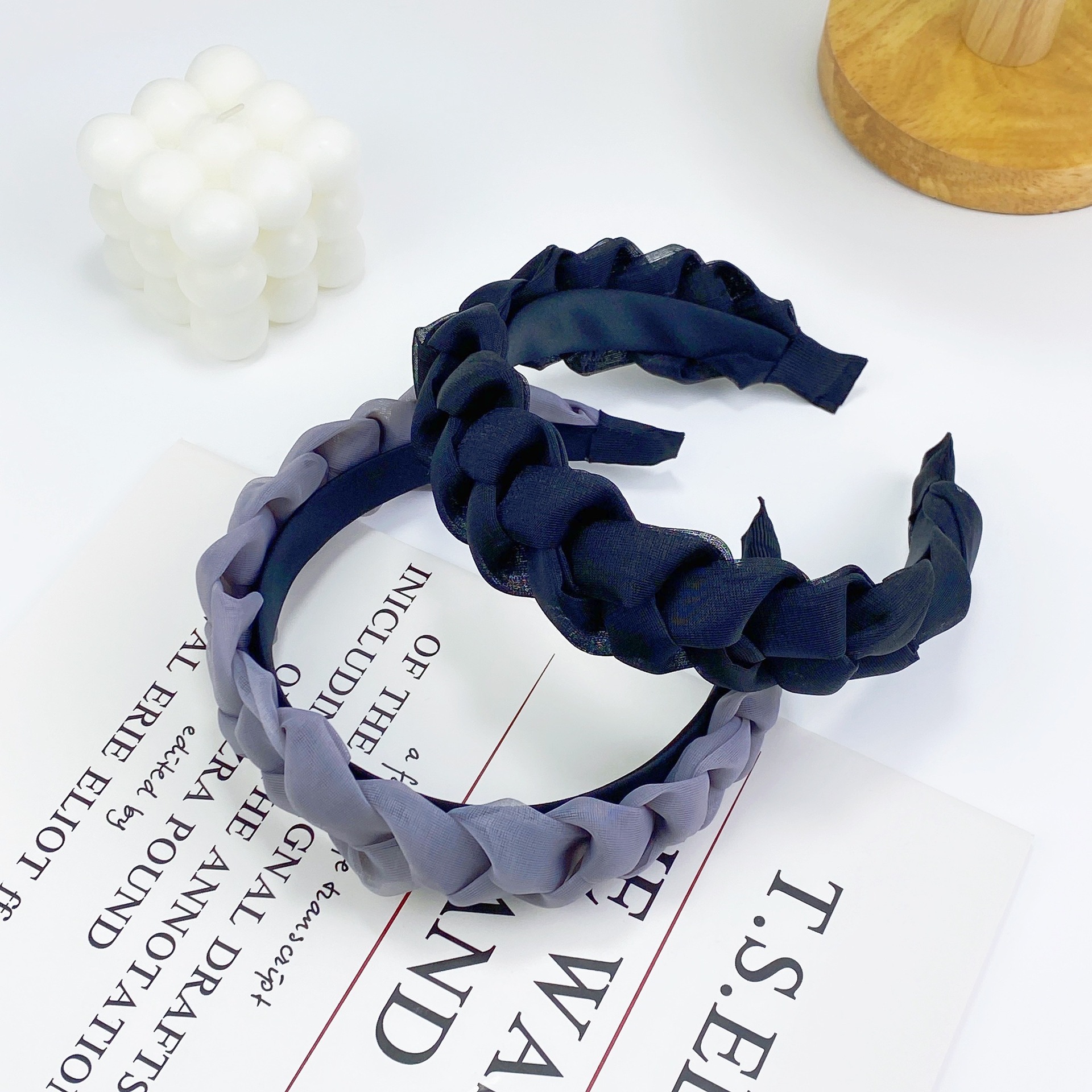 Wide-sided Weaving Retro Twist Hairband Wholesale 12pcs One Bag Jewelry Nihaojewelry display picture 4
