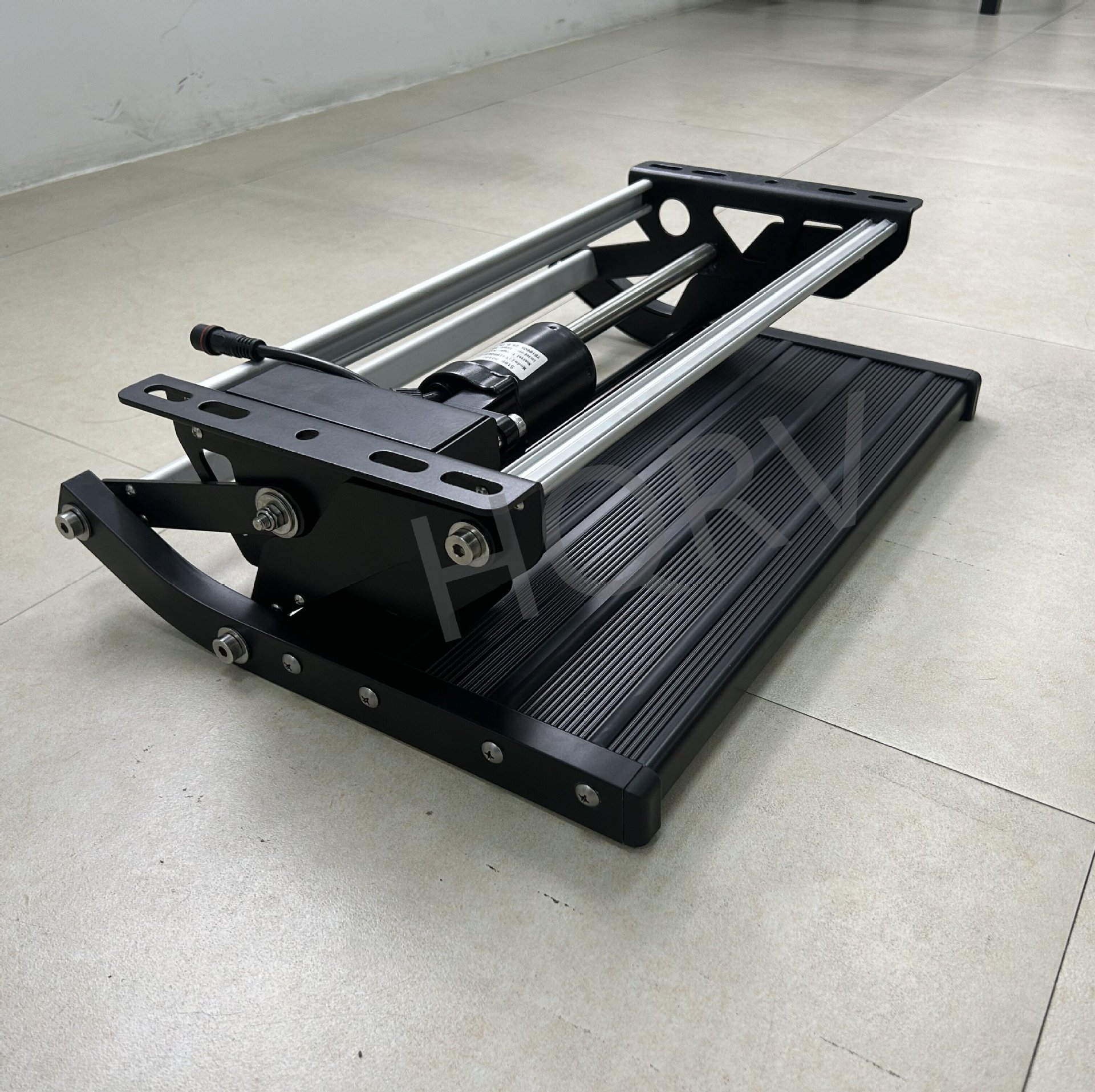 房车折叠踏步电动单层