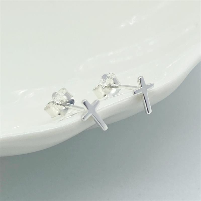 Daily, Street Occasion 1 Pair 925 Sterling Silver Cross Ear Studs