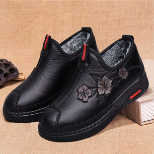 Old Beijing Cloth Shoes, Mother's Shoes, Winter Women's Shoes, Grandma and the Elderly, Velvet Non-Slip Warm Cotton Shoes for Middle-Aged and Elderly People