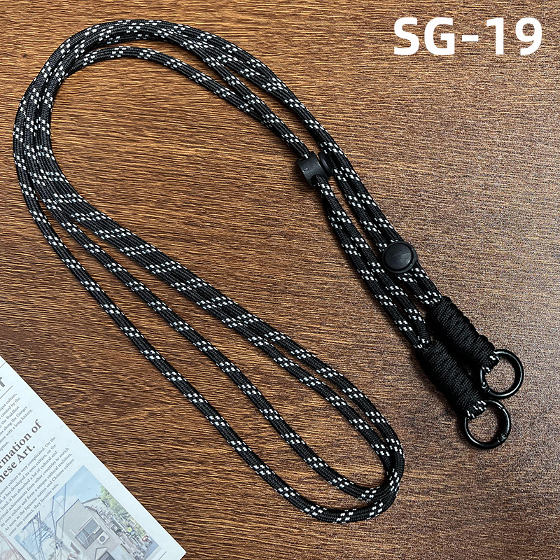 검은 밧줄과 흰 점-19