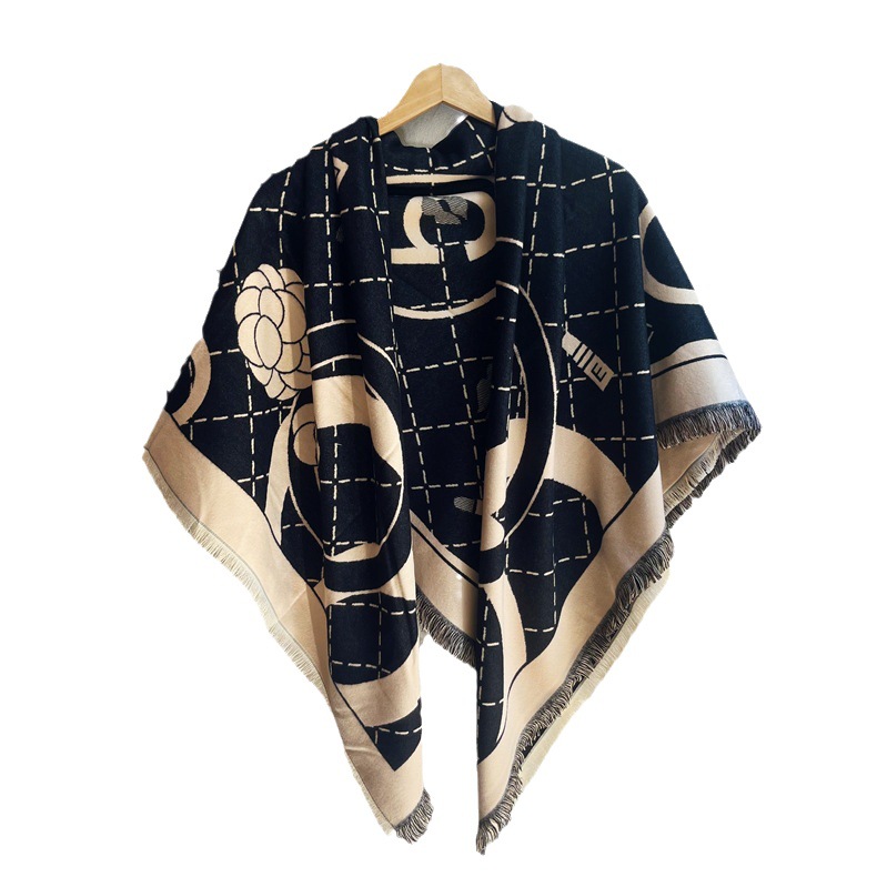 Talven uusi runsas i-mitation-kashmirhuivi, pieni tuoksuva lyhyt tupsuhuivi, matkavalokuvaushuivi_voghion.com