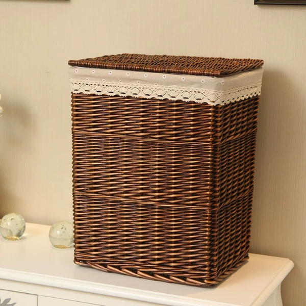 Brown basket with lid and linen lining - whole willow lid