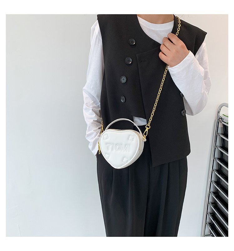 Shoulder Bag 2023 Niche Design Rhombic Chain Mini Love Messenger Bag Net Red Lipstick Bag_voghion.com