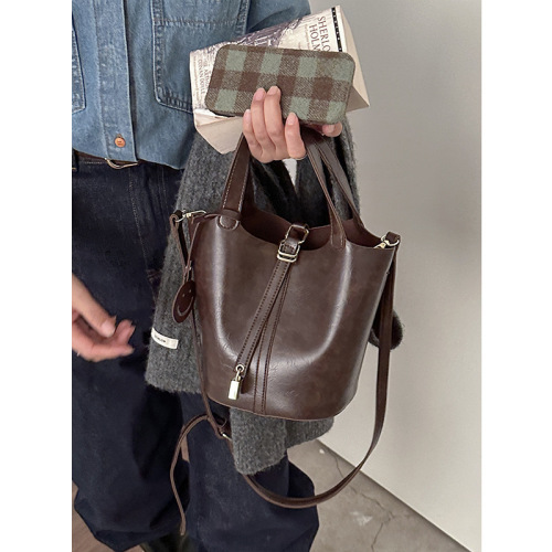 Bucket bag autumn and winter new retro niche bag fashion versatile texture handbag women's bag high-end crossbody bag