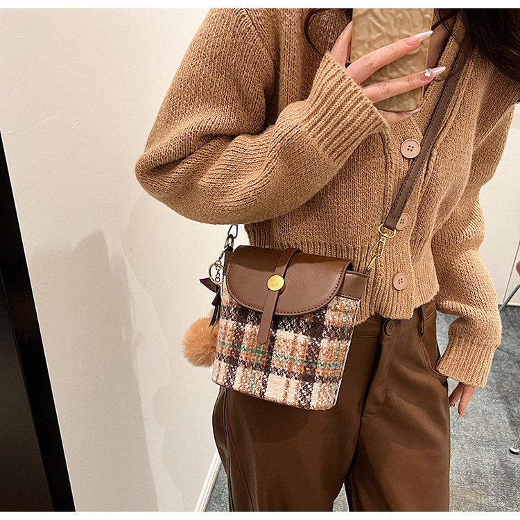 Moda autunno/inverno nuova borsa a tracolla monospalla in stile occidentale da donna versatile in lana 2024_voghion.com