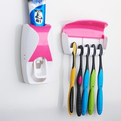 よく売れています。穴を開けないで、自動的に歯磨き器を押します。