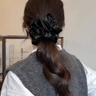 Korean Style Cyber Celebrity Pearlescent Satin Ruffled Large Intestine Hair Ring High-grade Tie Rope Women's Elegant Horseshoe Hair Rope Tie Head Flower (Saç üçün rezinlər) - black