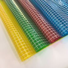 现货供应PVC夹网布网格彩色透明防水耐磨收纳箱包门幅1.5米