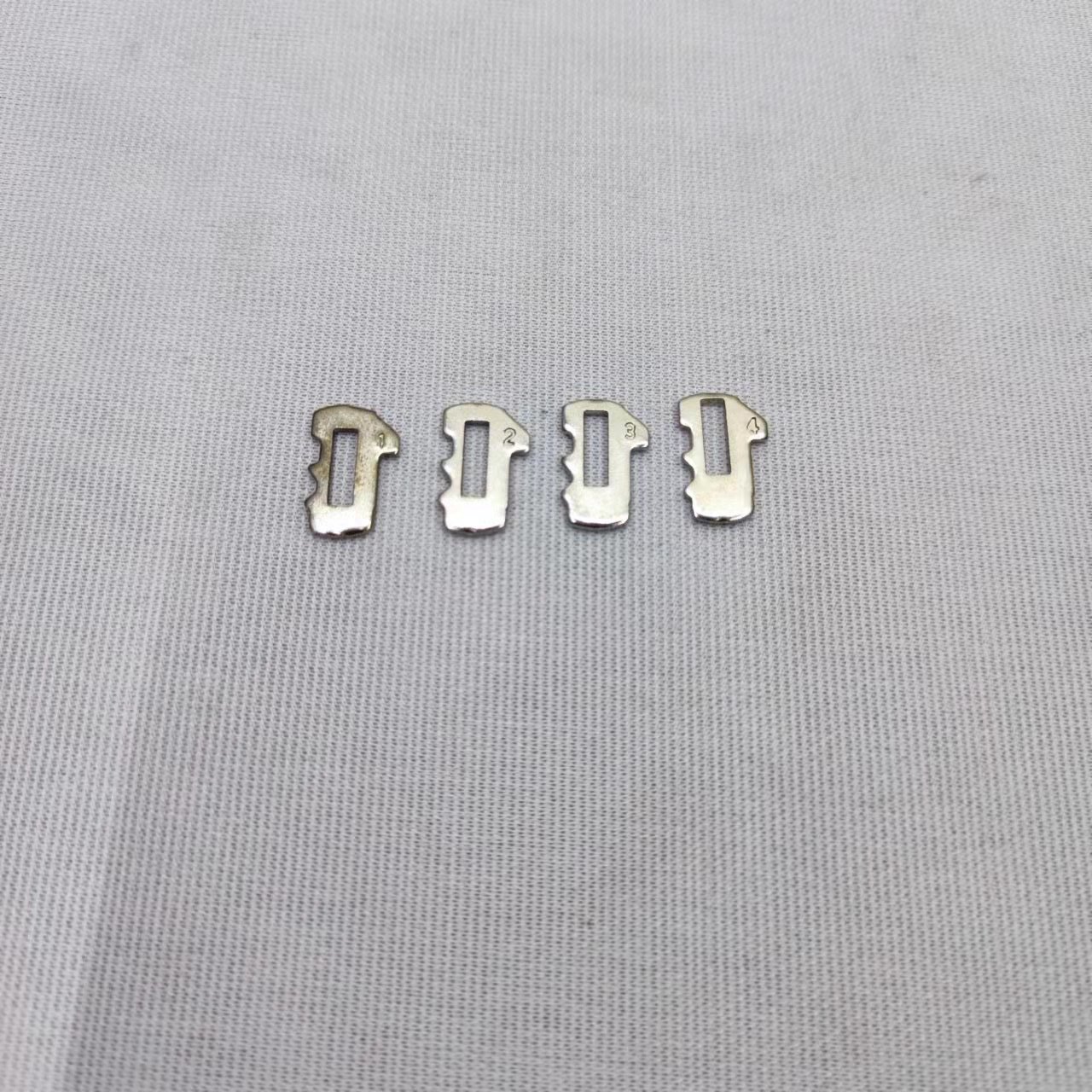 Adecuado para Buick viejo junwei cerradura cilindro placa exterior diente cerradura placa viejo junwei accesorios del coche