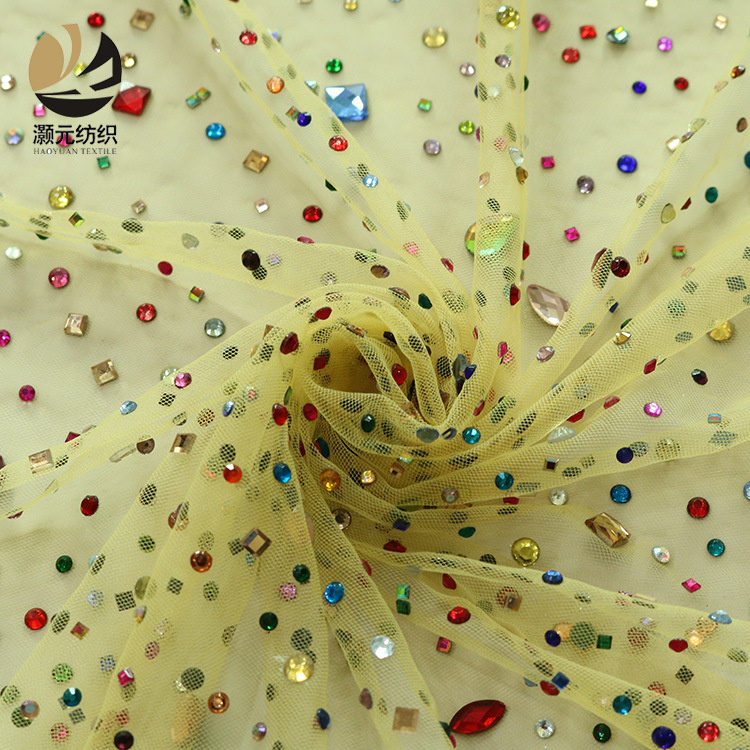 Tamaño irregular de malla de diamante de agua de color caliente malla de perforación de tela de moda de mujer vestido de boda de industria pesada