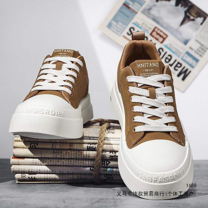 Men's shoes 2026 new autumn collection: thick-soled, height-increasing, stylish, non-slip, versatile, trendy sneakers with a wide toe box for casual wear Men's shoes 2026 new autumn collection: thick-soled, height-increasing, stylish, non-slip, versatile, trendy sneakers with a wide toe box for casual wear
