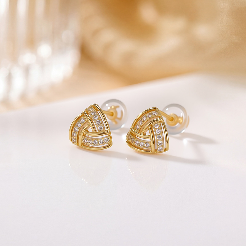 Khuyên tai kẹp bạc S925 mạ vàng hình tam giác phong cách tối giản — Bạc