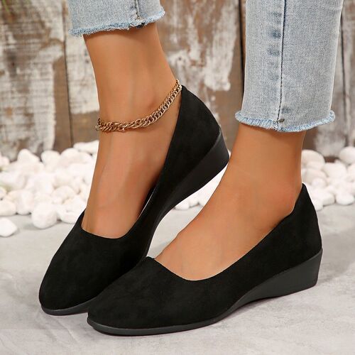 Spring New Pointed-Toe Women's Shoes, European and American Import, Wide Size, Low-Top Platform Sandals, Women's Bean Shoes, Sports and Casual Shoes for Women