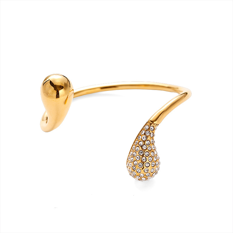 TENA Francia transfronteriza Europa y los Estados Unidos 18 quilates oro exquisito pulsera de diamantes de acero inoxidable ligera no decoloración joyas mujeres al por mayor