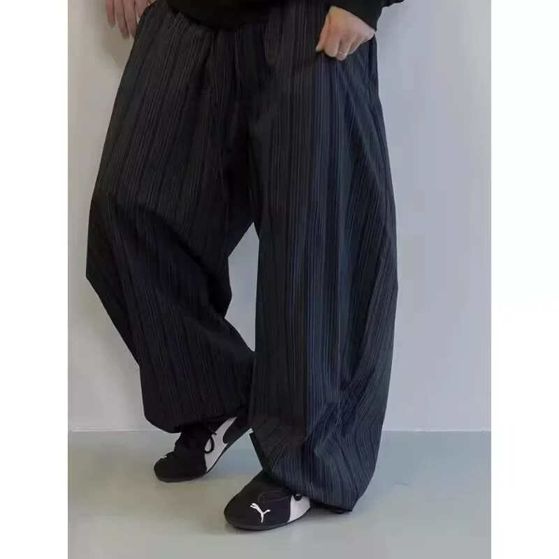 Black retro casual trousers, American style, oversize