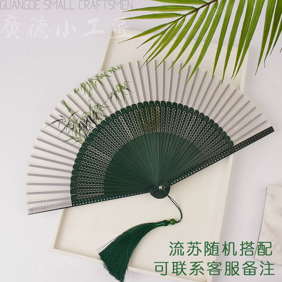 Round Handheld Fan, Chinese Style Hanfu/Cheongsam, Bamboo Ribs with Tassel, Lightweight 0.035 kg
