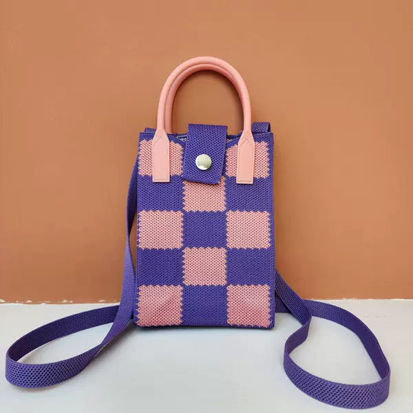 Square (purple)
