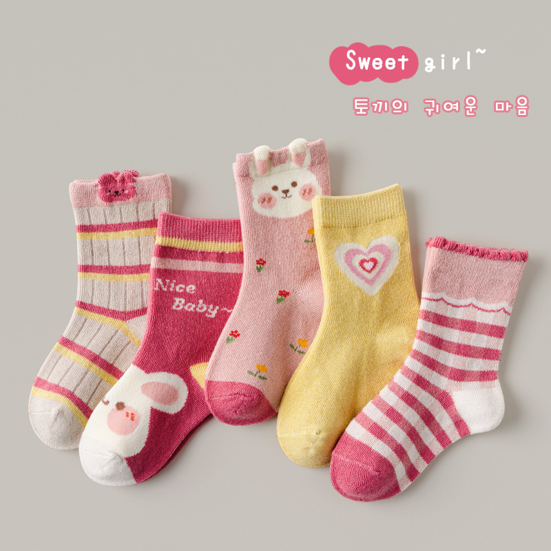 Autumn new children's socks girls cartoon tube socks small rabbit cute girls socks autumn and winter cotton socks wholesale Autumn new children's socks girls cartoon tube socks small rabbit cute girls socks autumn and winter cotton socks wholesale