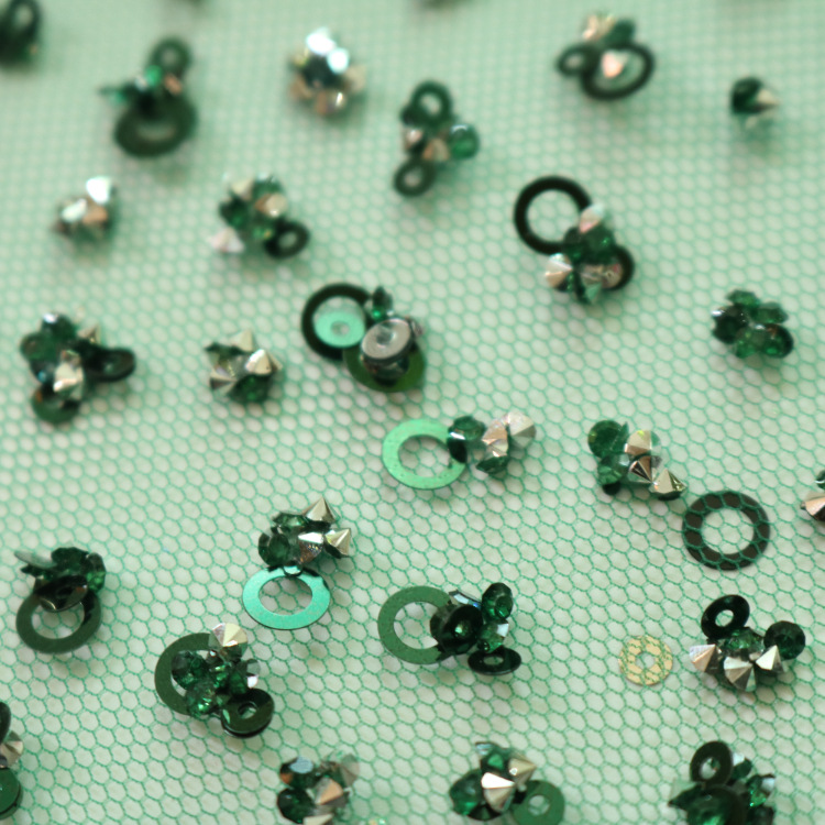 Fabricantes de malla de tela de polvo fino pendientes de diamante piezas de vestido de boda brindis cena tela de vestido