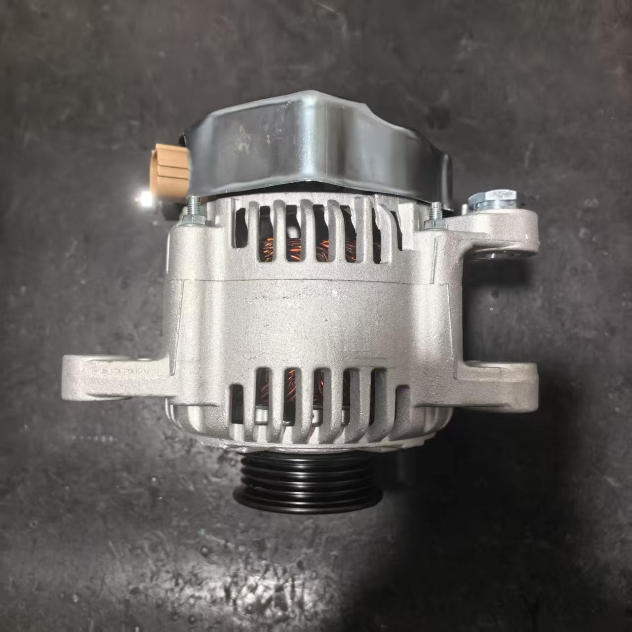 Car generator DAIHATSU 1997-2002 27060-B2030 102211-6010