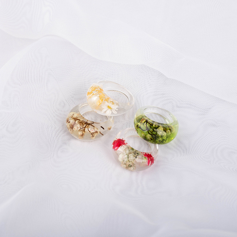 3g Weight No Inlaid Inlay Material Rings Classification Birthday Occasion Resin Material Geometric Pattern Women'S Gender Fashion Style Coffee, Red, Green, Yellow Color Fashion Geometric Resin No Inlaid Women'S Rings 无