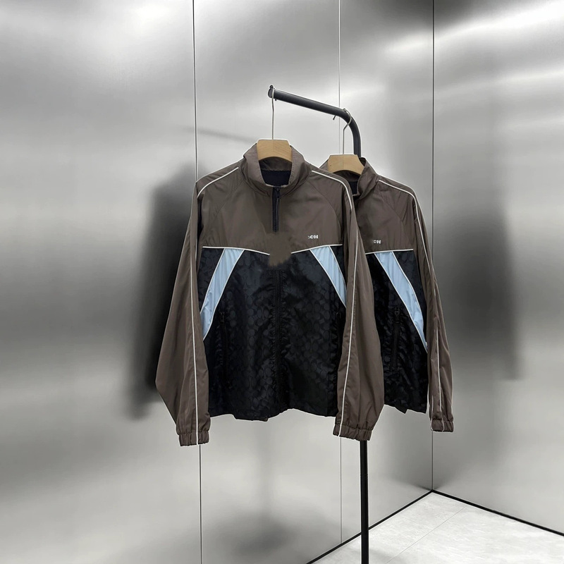 26 Autumn New Collection: Kojia Men's Patchwork Jacket with Embroidered Classic Lettering, Stand-Up Collar, and Loose Fit 26 Autumn New Collection: Kojia Men's Patchwork Jacket with Embroidered Classic Lettering, Stand-Up Collar, and Loose Fit