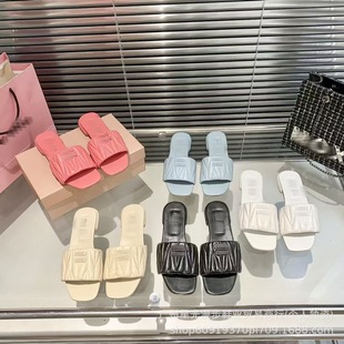 �����ް�ƽ����ЬŮ2025�ļ��¿��⴩���^ƽ��һ���϶ȼ�ɳ������