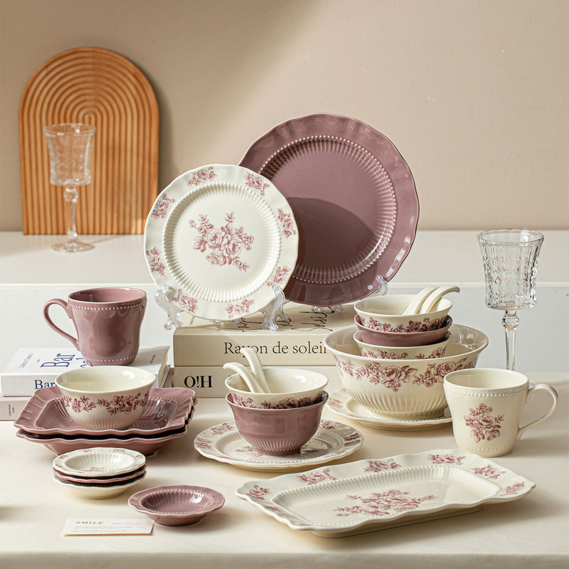 French-Style Vintage Purple Floral Mixed Ceramic Western Porcelain Plate and Coffee Cup Saucer Series for Home Use Dessert Dishes Wholesale French-Style Vintage Purple Floral Mixed Ceramic Western Porcelain Plate and Coffee Cup Saucer Series for Home Use Dessert Dishes Wholesale