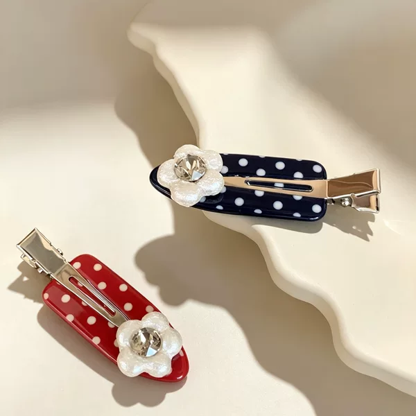 Polka Dot Bangs Hair Clip for Women, Korean Style Side Clip with Flower Design, No-Trace Duckbill Clip for Loose Hair, High-End Hair Accessory