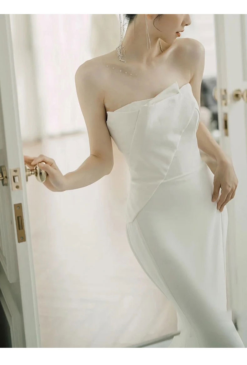 Mermaid Style Light Wedding Dress Satin Strapless Bridal Gown With Short Train Elegant Forest Style Slimming Evening Gown_ecoleips.com