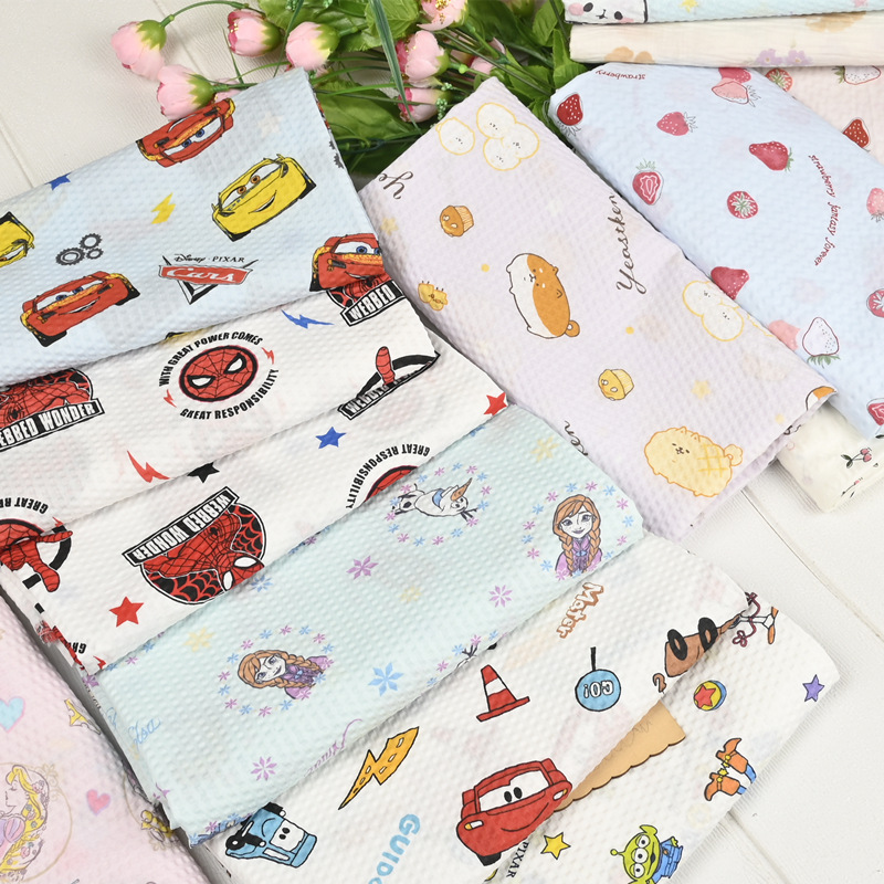 涤棉泡泡皱皱布卡通碎花布料 手工 服装衬衫连衣裙娃衣防蚊裤面料