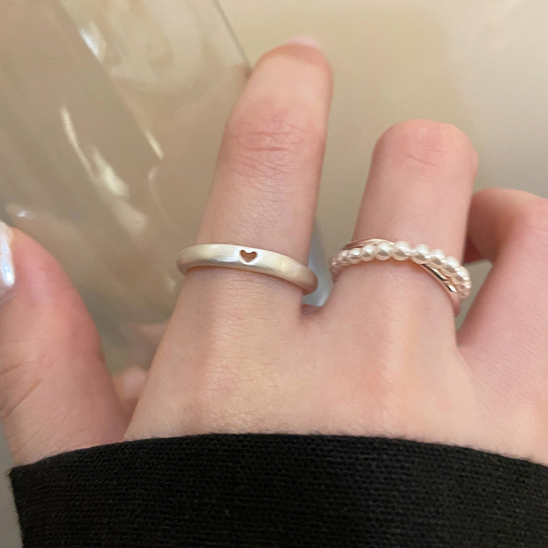 Matte one size fashionable small design ring