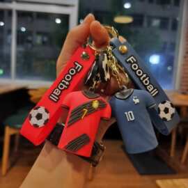 卡通创意运动员球衣钥匙扣挂件汽车钥匙链挂饰地推盲盒小礼品批发