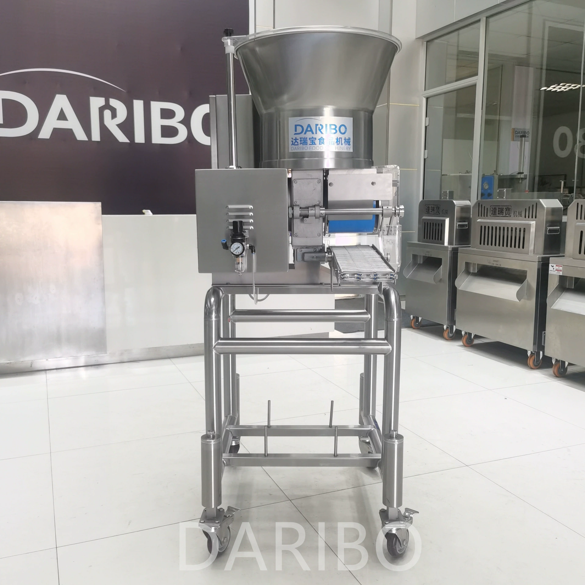 Полностью автоматическая машина для формования мясных пирогов, автоматическая машина для формования котлет для бургеров, коммерческая машина для формования рыбных пирогов, машина для формования говяжьих котлет