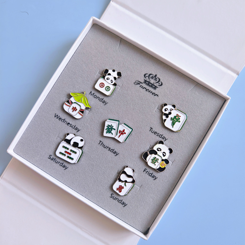 [마작 팬더 브로치 7개 선물 상자] + 선물 가방