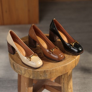��ʽ�͹Ŵָ���ЬŮ6cm�R���2026����ƤЬ�ָ��\�����Q��ŮЬ