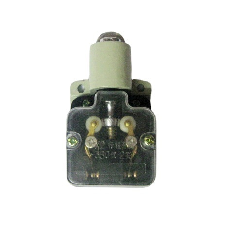 供应 爱克斯行程开关 微动开关 推杆行程 限位开关 AML10-X2-N