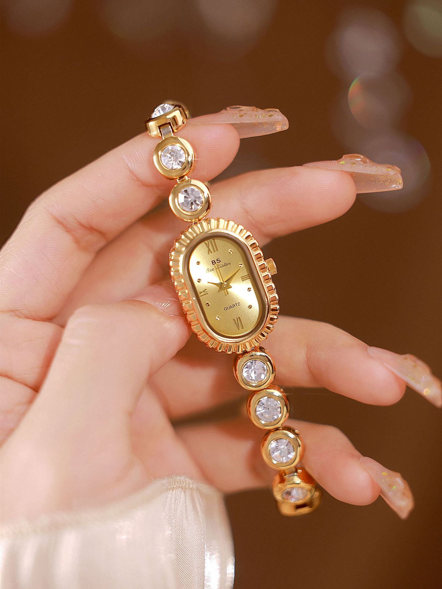 60g Weight Tempered Glass Mirror Material Alloy Strap Material Watch Classification Pointer Display Type Jewelry Buckle Buckle Style Oval Dial Shape Casual, Daily Occasion Quartz Movement Solid Color Pattern Women's Gender Retro Style Retro Solid Color Jewelry Buckle Quartz Watch Women's Watches 5