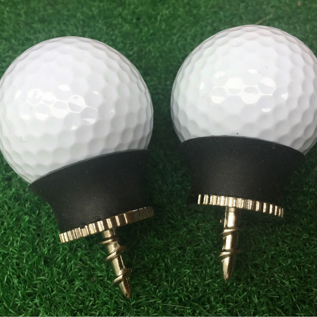 Производители поставляют мяч для гольфа на присоске всасывающее устройство для мяча для гольфа Пикап для мяча без талии