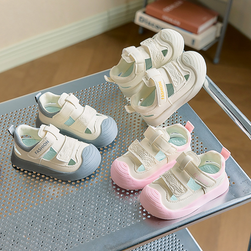 Baby Summer Baby Suela suave Zapatos antideslizantes para niños pequeños Sandalias transpirables para niños y niñas 2025 Nuevos zapatos para niños