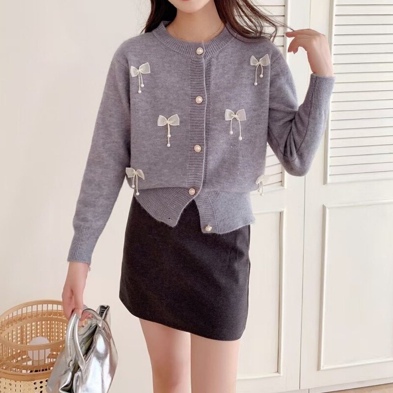 Korean Stereo Bow Round Neck Sweater Jacket for Women in Autumn and Winter New Style Lazy Style Soft Waxy Knitted Cardigan Top Korean Stereo Bow Round Neck Sweater Jacket for Women in Autumn and Winter New Style Lazy Style Soft Waxy Knitted Cardigan Top