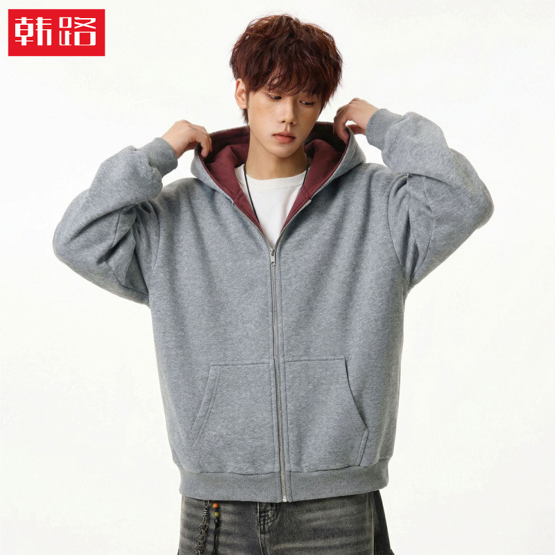 Contrast Color Lining Hooded Sweatshirt for Men, Autumn Style, Heavy Texture, Sporty Loose Hoodie, Short Wide Silhouette Jacket Contrast Color Lining Hooded Sweatshirt for Men, Autumn Style, Heavy Texture, Sporty Loose Hoodie, Short Wide Silhouette Jacket