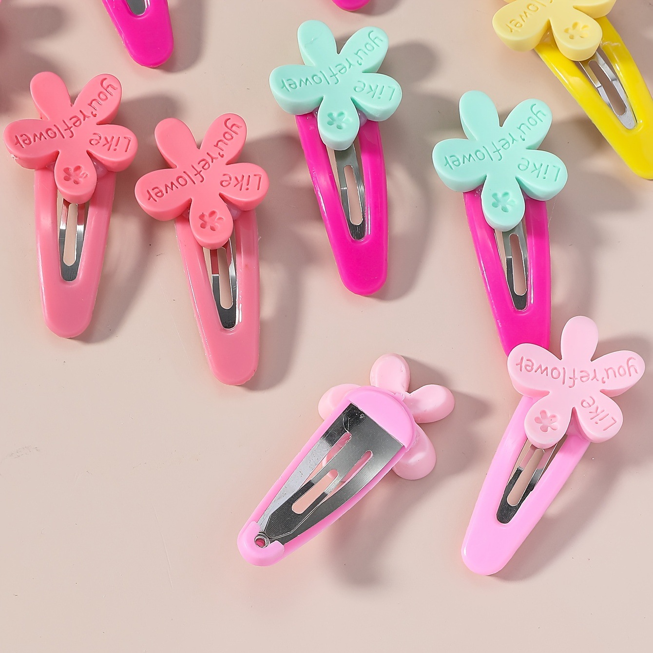 Girl'S Gender Sweet Simple Style Girl'S Rabbit Flower Plumeria Plastic Handmade Hair Clip
