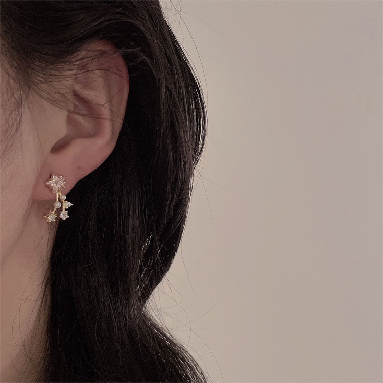 Star, Heart Shape, Flower Pattern Women'S Gender Simple Style Star Heart Shape Flower Copper Plating Inlay Zircon Earrings Ear Studs 1 Pair