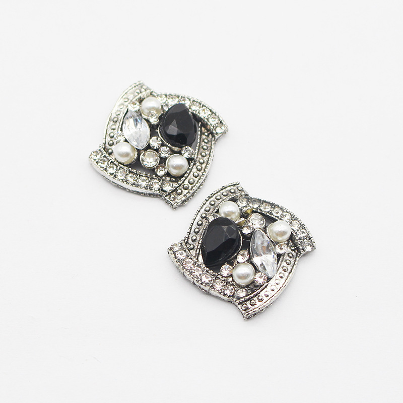 Vintage Perlen Strass Blumen Brosche Damen Legierung Accessoire_voghion.com