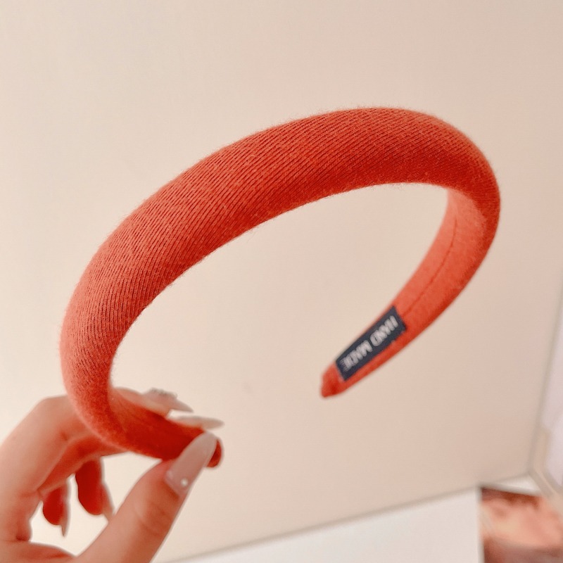 Alta sensibilidad al aro de cabello para mujeres red2024 nuevo estilo para salir correa de cabello universal lavar la cara aro de cabello de borde ancho prensado tarjeta de cabello toque