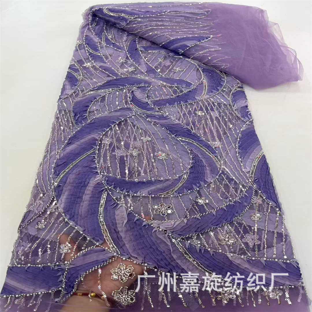 Nueva tela de bordado con lentejuelas tridimensionales en degradado morado para trajes de escenario y vestidos de novia.