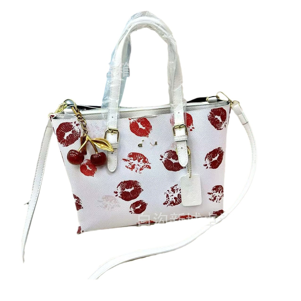 winter shoulder bag