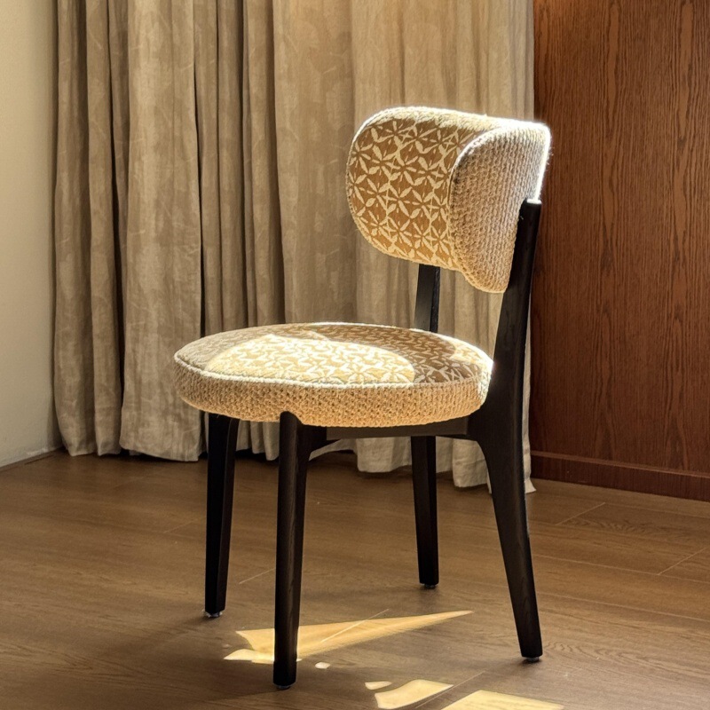 French Retro Solid Wood Dining Chair, Home High-End Makeup Chair, Nordic Backrest Chair, Wabi-Sabi Mid-Century Style Dining Table and Chairs